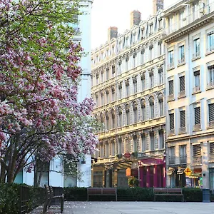 *** Hotel Des Celestins France